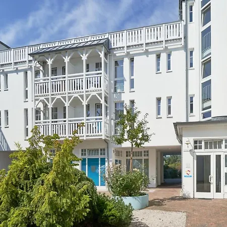 In Mit Balkon Apartment Sellin (Rugen)